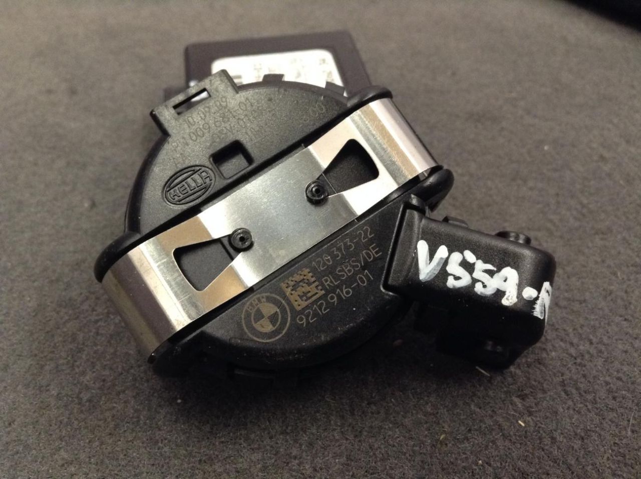 датчик дождя BMW 7 серия F01/F02 2009, 4.4 л., N63 B44 A, бензин, АКПП, седан, 9212916 - фото №1