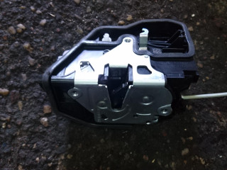 замок двери передней левой BMW 2014, 2.0 л., N47 D20 C, дизель, АКПП, серая, седан, 7202145