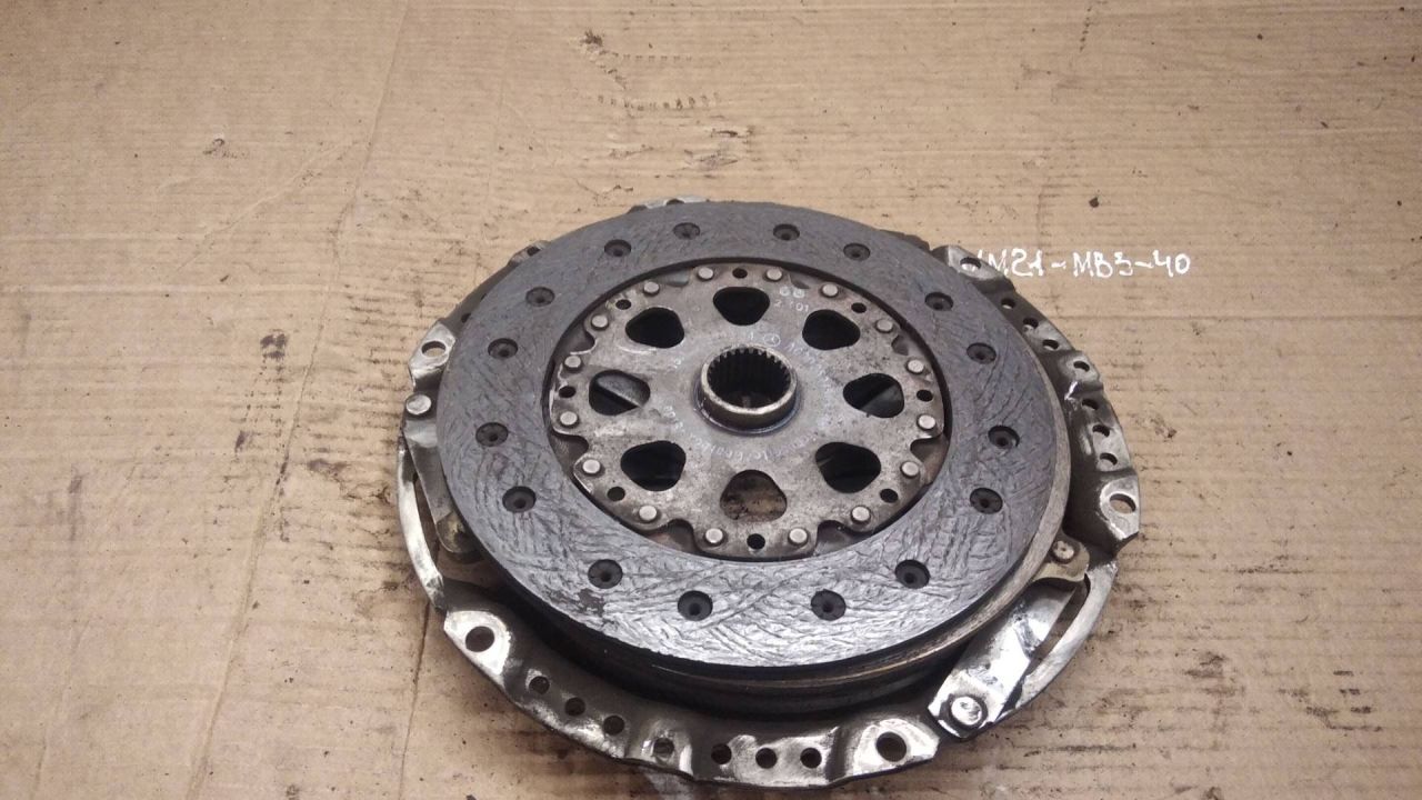 комплект сцепления Mercedes-Benz C-Класс W203/S203/CL203 2000, 2.0 л., M 111.951, бензин, АКПП, седан, 151664522604 - фото №1