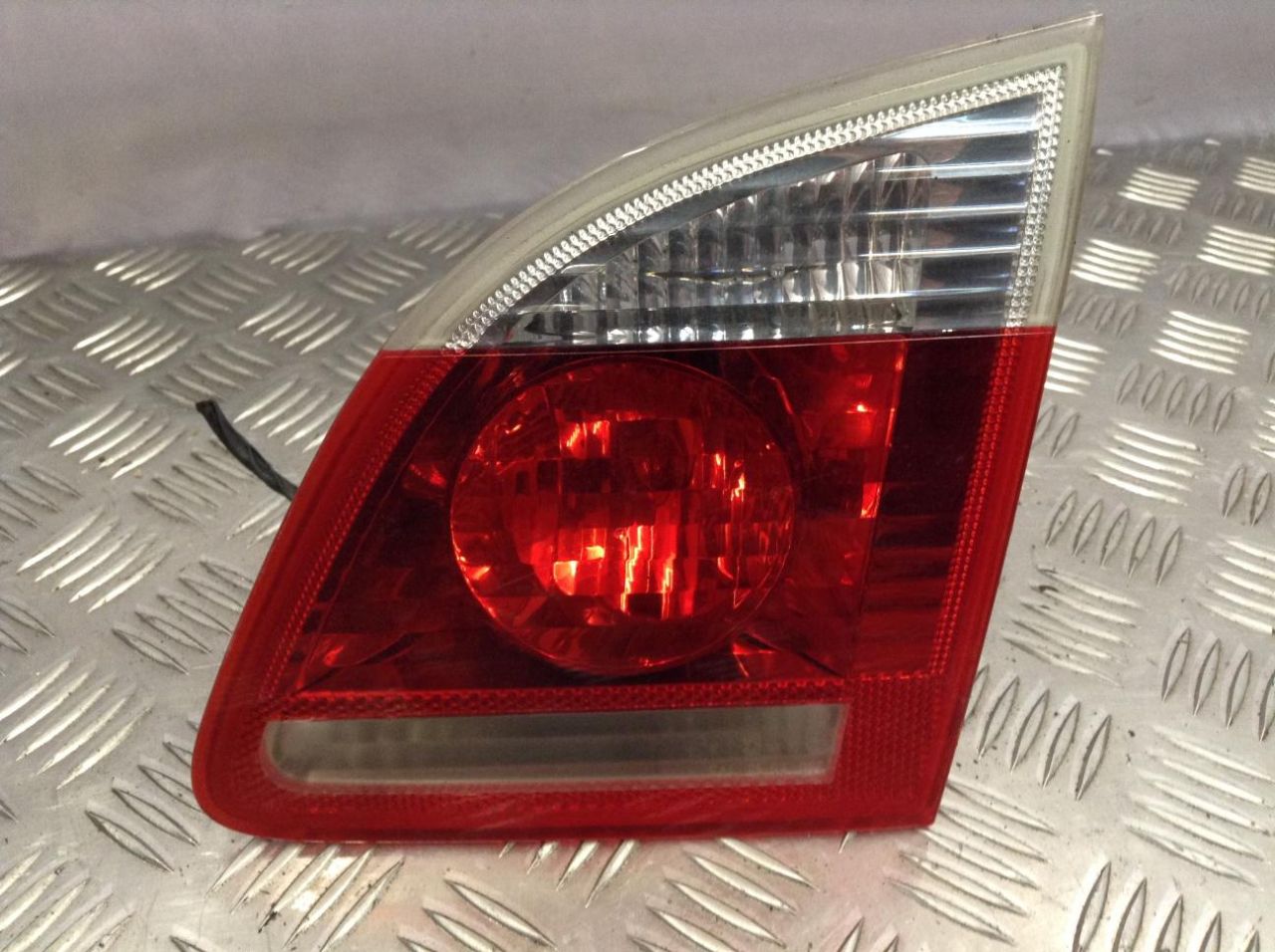 фонарь крышки багажника правый BMW 5 серия E60/E61 2005, 3.0 л., дизель, АКПП, универсал, 6925894 - фото №1