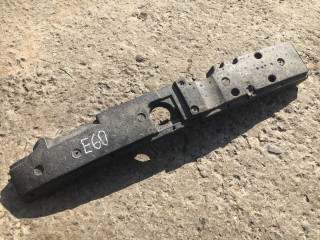 абсорбер бампера BMW 5 серия E60/E61 2005, 2.5 л., дизель, АКПП, универсал, 7049242