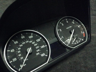 щиток приборов (приборная панель) BMW 1 серия E81/E82/E87/E88 [рестайлинг] 2007, 2.0 л., N43 B20 A, бензин, МКПП, хетчбэк 5 дв., 1024965