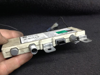 усилитель антенны BMW 5 серия E39 2000, 2.5 л., бензин, АКПП, седан, 8380685