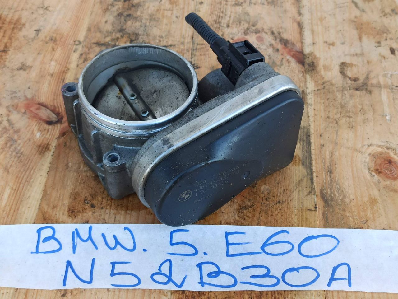 заслонка дроссельная BMW 5 серия E60/E61 2006, 3.0 л., N52 B30 A, бензин, 7516946 - фото №1