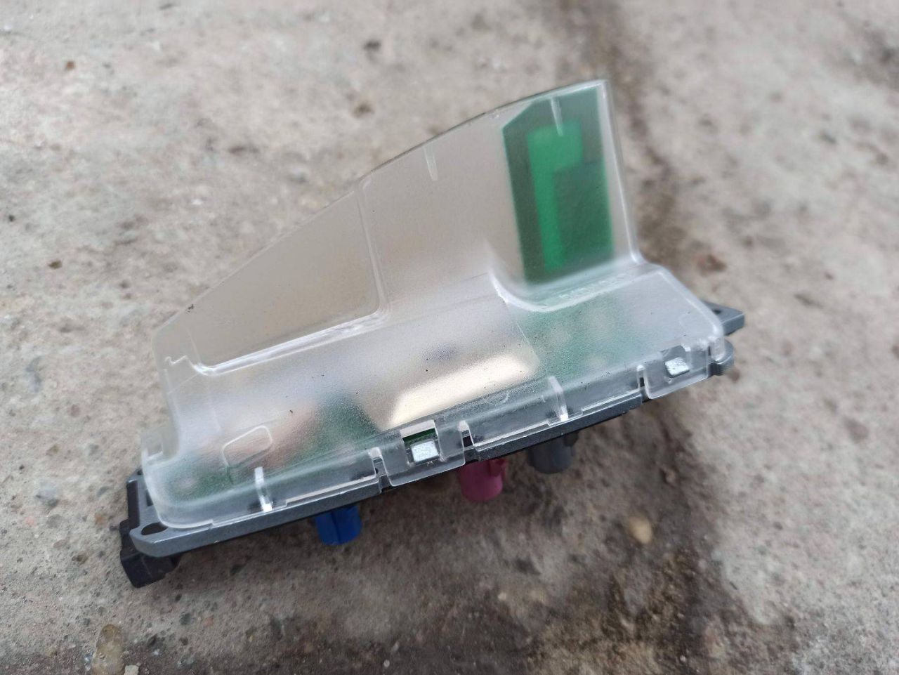 антенна BMW 3 серия F30/F31/F34 2012, 3.5 л., бензин, АКПП, седан, задний привод, 9209430 - фото №1