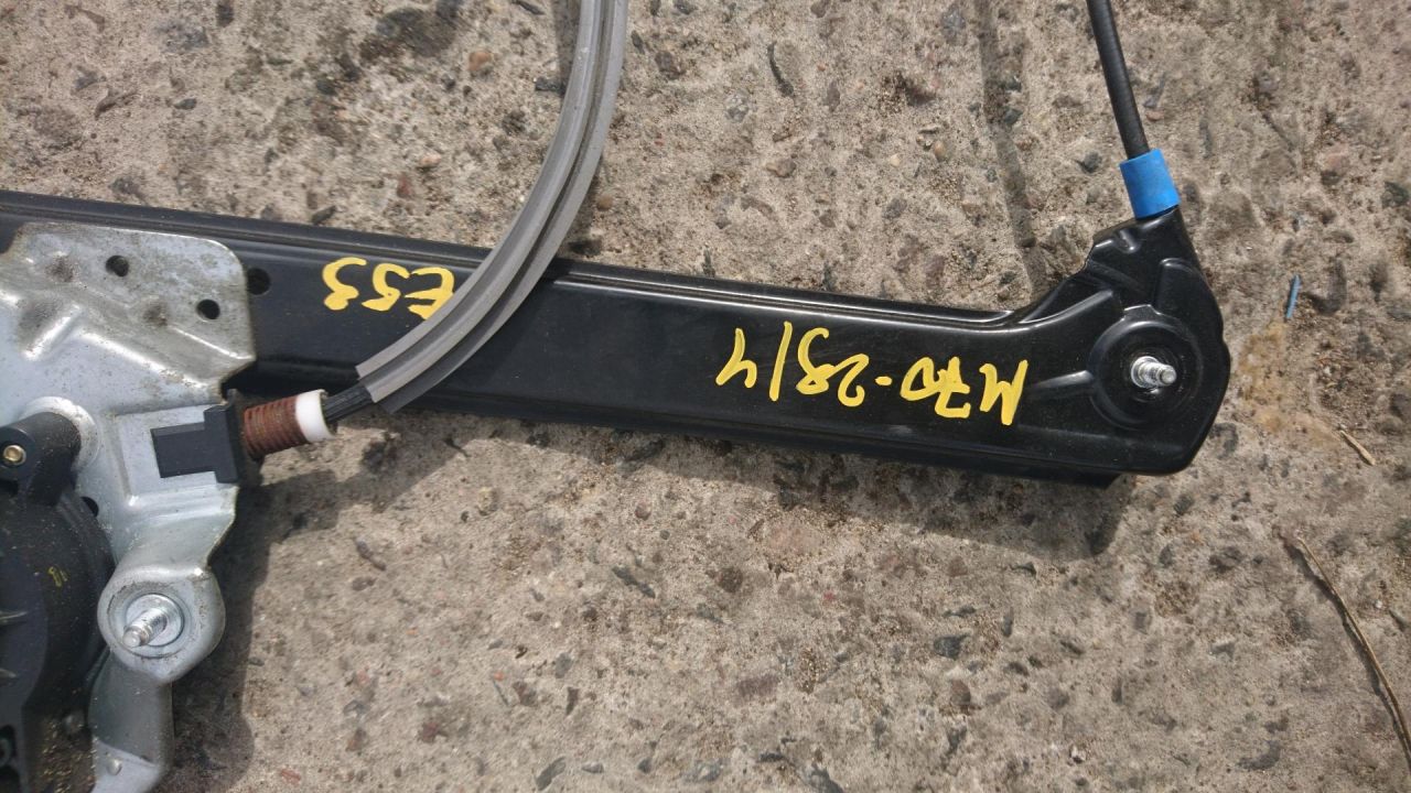 стеклоподъемник передний левый BMW X5 E53 2001, 3.0 л., бензин, АКПП, внедорожник 5 дв., 8381019 - фото №1