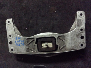 кронштейн КПП BMW 5 серия E60/E61 2004, 3.0 л., дизель, АКПП, седан, 6761106