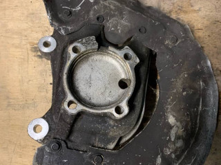 ступица передняя левая BMW 6 серия E63/E64 2007, 6762017