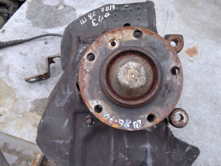 кулак поворотный левый BMW 3 серия E46 2003