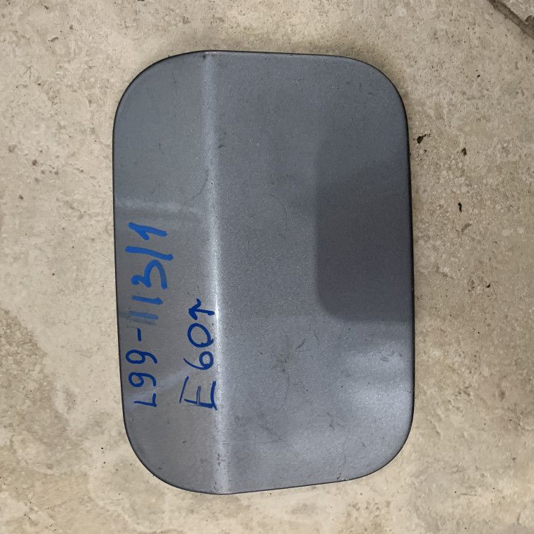 лючок топливного бака BMW 5 серия E60/E61 2007, 3.0 л., дизель, АКПП, седан, правый руль - фото №1