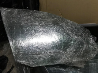 стекло двери передней правой Mercedes-Benz 2013, 2.1 л., OM 651.913, дизель, АКПП, седан, A2047250210