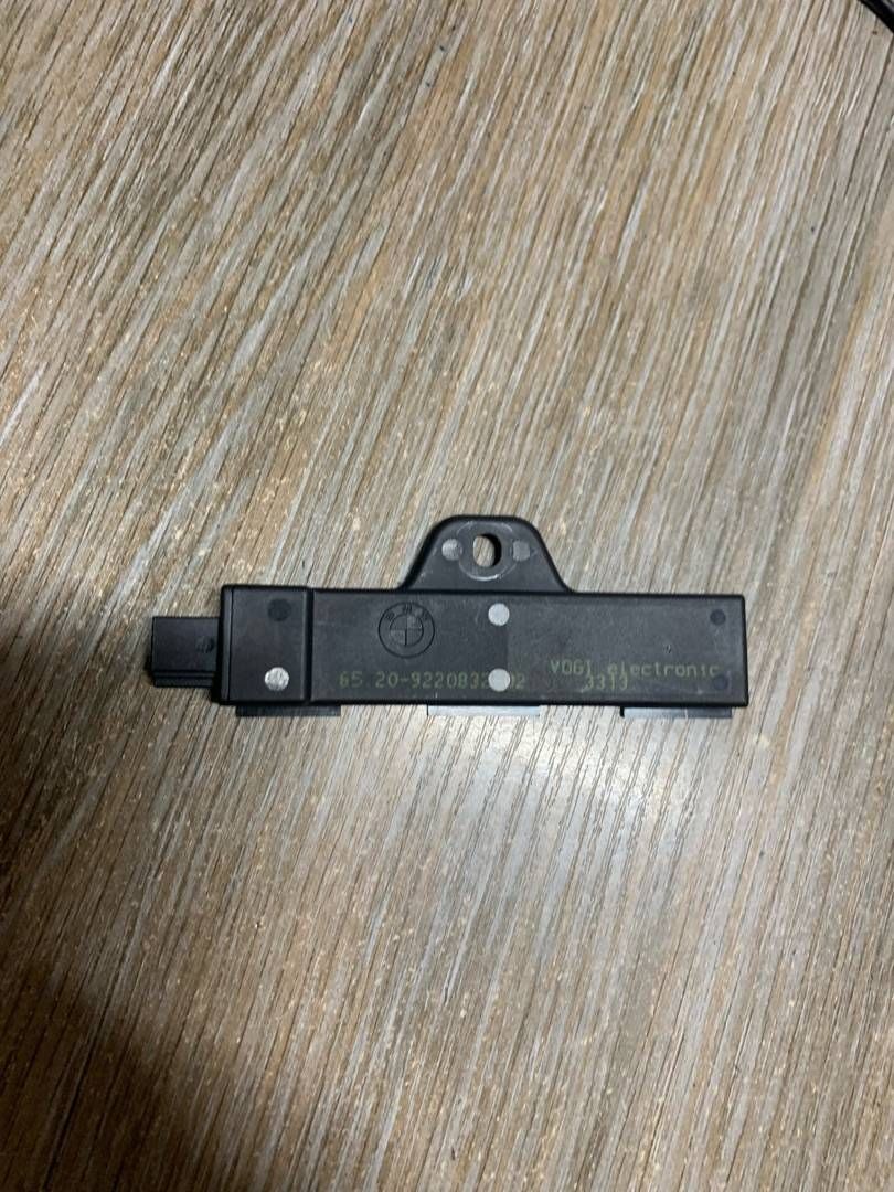 Антенна системы комфортного доступа BMW 2012, 3.5 л., бензин, АКПП, седан, задний привод, 9220832, 65209220832 - фото №1