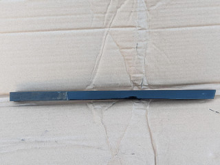 молдинг стекла Mercedes-Benz C-Класс W204/S204 2008, 2.1 л., дизель, МКПП, серебро, седан, 3047300109, A2047300109