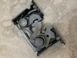 замок капота BMW X5 E70 2008, 4.8 л., N62 B48 B, бензин, АКПП, внедорожник 5 дв., 7178754