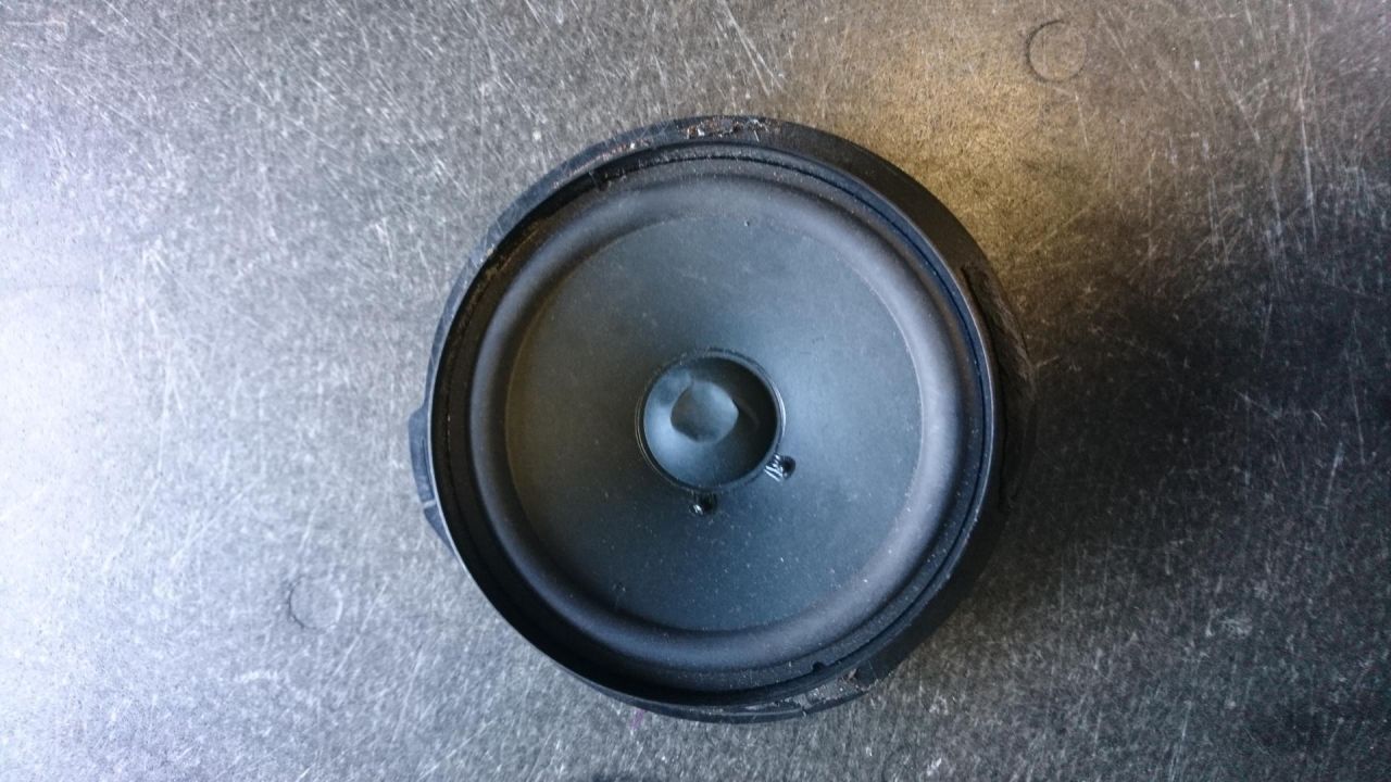 динамик двери Mercedes-Benz E-Класс W211/S211 2004, 3.2 л., OM 648.961, дизель, АКПП, универсал, A2118207202 - фото №1