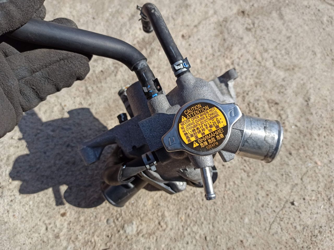 корпус термостата Lexus GS 4 поколение 2013, 2.5 л., 4GR-FSE, бензин - фото №1