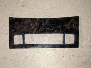 Декоративная накладка центральной консоли BMW 5 серия E60/E61 2007, 3.0 л., N54 B30 A, бензин, АКПП, белый, седан, задний привод, 6978690