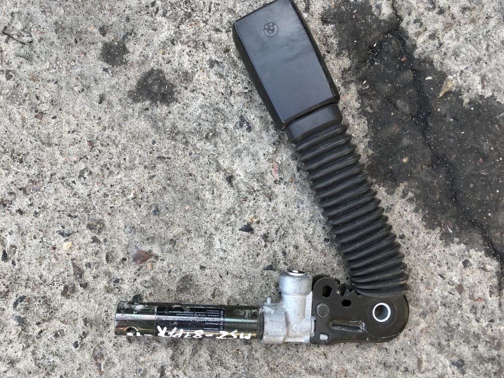 пиропатрон BMW 3 серия E46 2001, 3.0 л., бензин, универсал, правый руль, 8257788 - фото №1