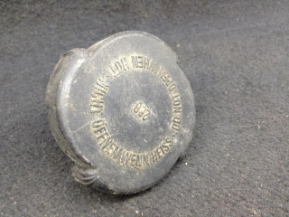 пробка расширительного бачка BMW 5 серия E39 1997, 2.0 л., АКПП, седан