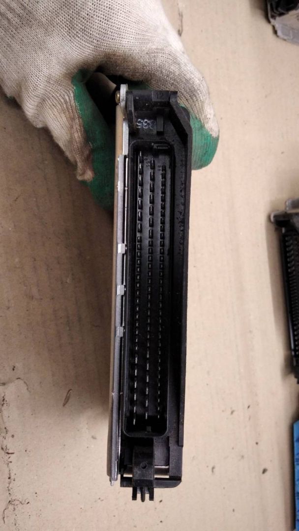 блок управления АКПП BMW 5 серия E39 1998, 2.5 л., бензин, АКПП, седан, 1421647, 1421810, 1422181, 1422768 - фото №1