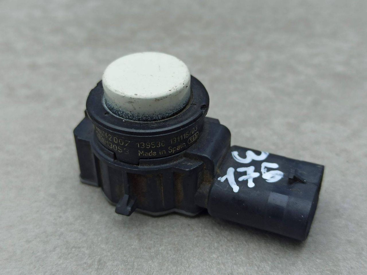 датчик парктроника Mercedes-Benz A-Класс W176 2015, A0009050242 - фото №1