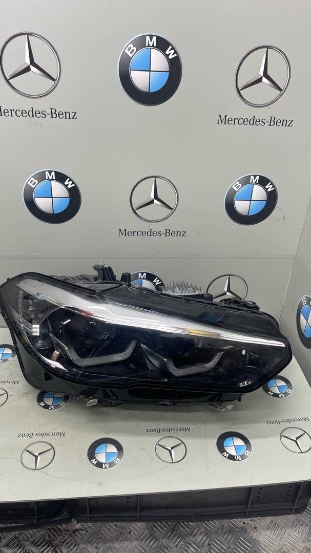 фара правая BMW X5 M F95 2021, 4.4 л., бензин, полный привод, 5A27992 - фото №1