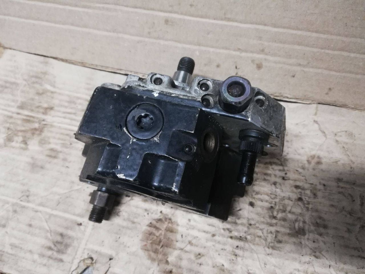 ТНВД BMW 5 серия E60/E61 2006, 2.0 л., дизель, АКПП, универсал, 7788670 - фото №1