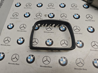 рамка зеркала правого BMW X3 E83 [рестайлинг] 2007