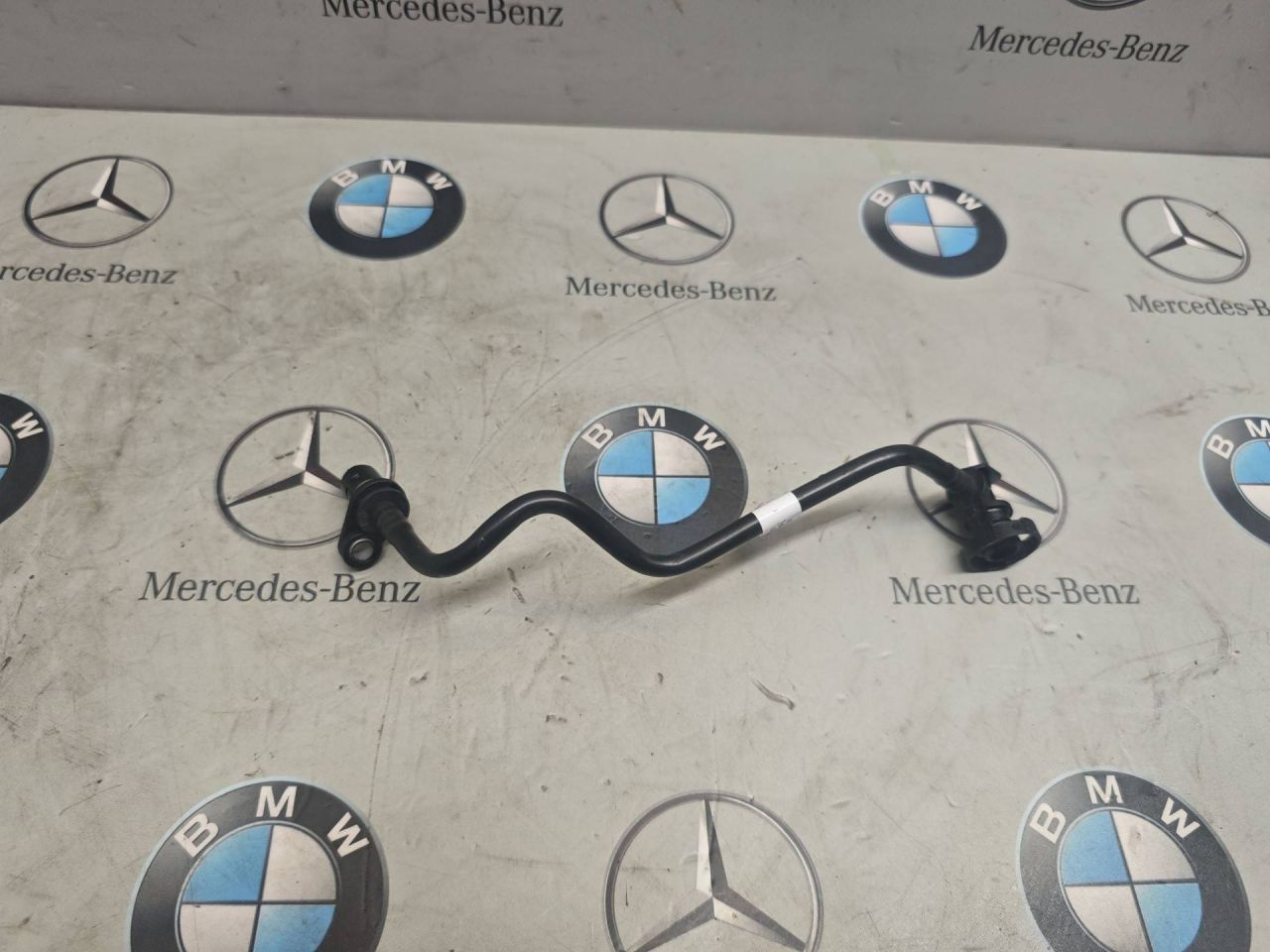 трубка сапуна BMW 2025, 3.0 л., бензин, 7952879 - фото №1