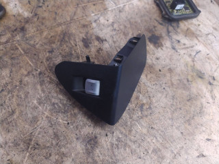 кнопка открытия багажника BMW 7 серия G11/G12 [рестайлинг] 2021, 3.0 л., B57 D30 A, дизель, 9299459