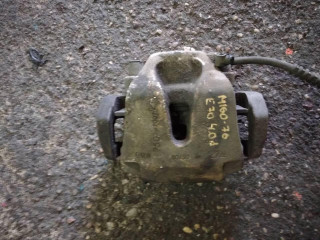 суппорт передний правый BMW X5 E70 [рестайлинг] 2011, 3.0 л., N57 D30 B, дизель, АКПП, внедорожник 5 дв., 34116776784, 6776784, 34116776792