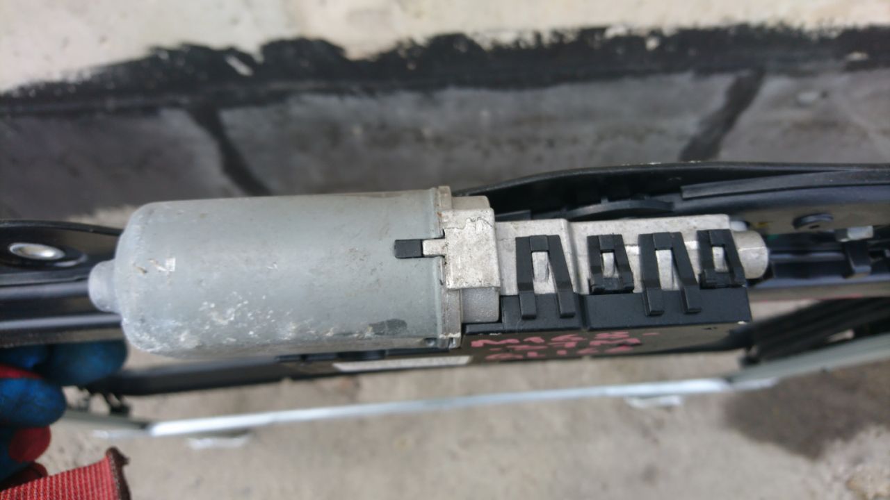 двигатель электролюка Mercedes-Benz GL-Класс X166 2013, 3.0 л., OM 642.826, дизель, АКПП, коричневый, внедорожник 5 дв., A1669001208 - фото №1