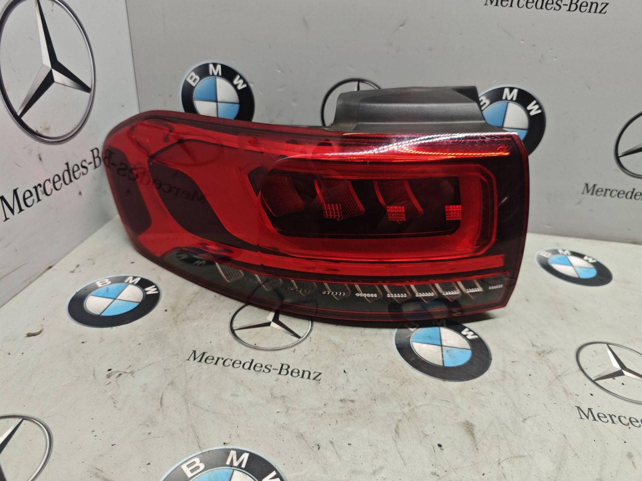 фонарь задний левый Mercedes-Benz GLB-Класс 1 поколение 2022, бензин, задний привод, A2479065503 - фото №1