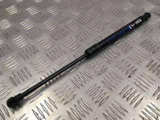 амортизатор капота BMW 2008, 2.0 л., N47 D20 A, дизель, АКПП, хетчбэк 5 дв.