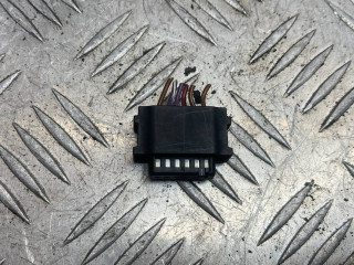 разъем (фишка) проводки Mercedes-Benz M-Класс W166 2014