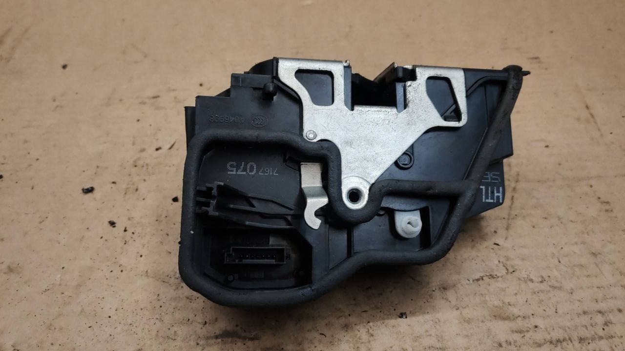 замок двери задней левой BMW 5 серия E60/E61 2007, 7167075 - фото №1