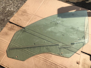 стекло двери передней левой BMW 2012, 2.0 л., N47 D20 C, дизель, АКПП, седан, правый руль