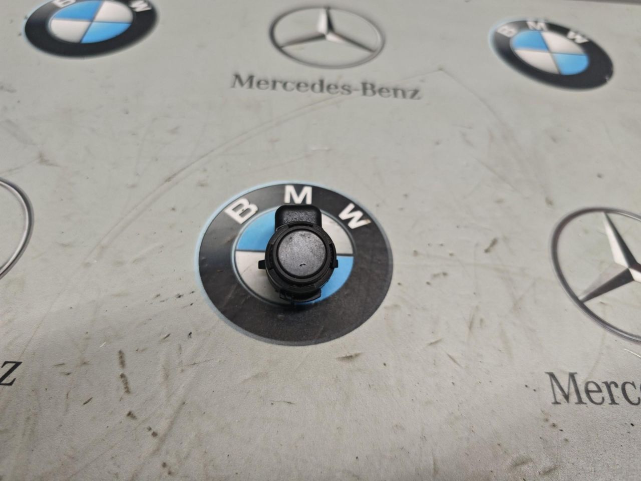 датчик парктроника BMW 2 серия Active Tourer F45 2015, 2.0 л., бензин, 9274428 - фото №1