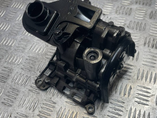 насос масляный BMW X5 E70 [рестайлинг] 2012, 3.0 л., N57 D30 A, дизель, 7805316