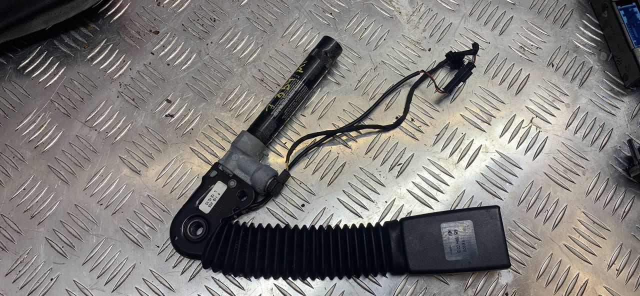 пиропатрон BMW 2010, 3.5 л., бензин, 6579640, 65796400 - фото №1