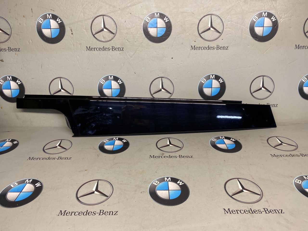 молдинг двери передней правой BMW 2023, 3.0 л., B58 B30 A, бензин, 475, 7420382 - фото №1