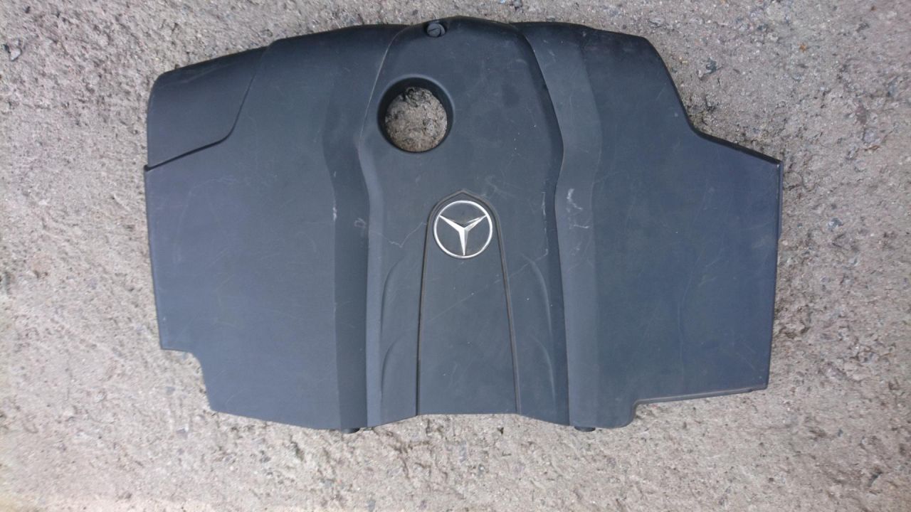 декоративная крышка двигателя Mercedes-Benz C-Класс W205/S205/C205 2015, 2.1 л., OM 651.921, дизель, АКПП, седан, A6510108512 - фото №1