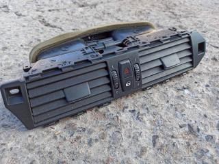 дефлектор обдува салона BMW 5 серия E60/E61 [рестайлинг] 2009, 2.0 л., N47 D20 A, дизель, АКПП, седан, 6910734, 7009275