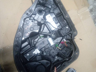 стеклоподъемник задний левый Mercedes-Benz E-Класс W213/S213/C238/A238 2016, 2.0 л., OM 654.920, дизель, АКПП, белый, седан, правый руль, A2137330700