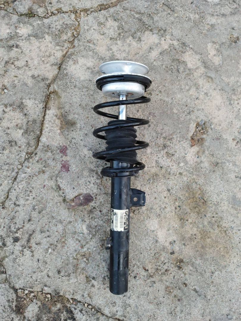 амортизатор передний правый BMW 2009, 2.0 л., 6786018 - фото №1