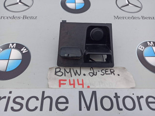вещевой ящик центральной консоли BMW 2 серия F44 2020, 2.0 л., бензин, хетчбэк 5 дв., полный привод, 9252108