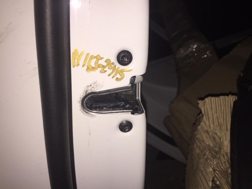 замок двери передней левой BMW X5 F15 2018, 3.0 л., N57 D30 C, дизель, АКПП, белый, внедорожник 5 дв. - фото №1