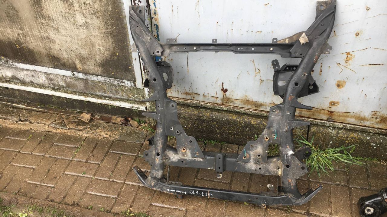 балка подвески передняя (подрамник) BMW X5 E70 2008, 4.8 л., N62 B48 B, бензин, АКПП, белый, внедорожник 5 дв., 6785468 - фото №1