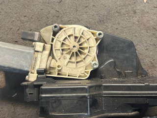 замок двери задней правой BMW 7 серия E65/E66/E67 2002, 4.4 л., бензин, АКПП, седан