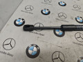 амортизатор капота BMW 5 серия G30/G31 [рестайлинг] 2022, 3.0 л., бензин, полный привод, 7347403 - фото №2